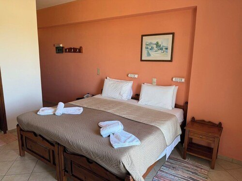 Comfortable double bedroom